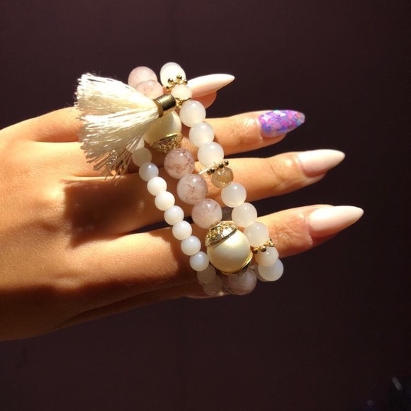 spiritualchic Jewelry - SALE ❗️ Set Tassel Bracelet